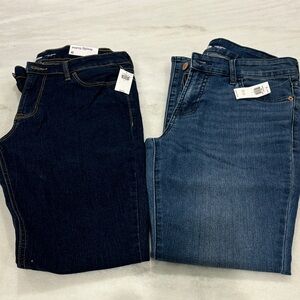 Old Navy super skinny Women’s Dark Wash & Medium Wash Jeans - Pair-size 6